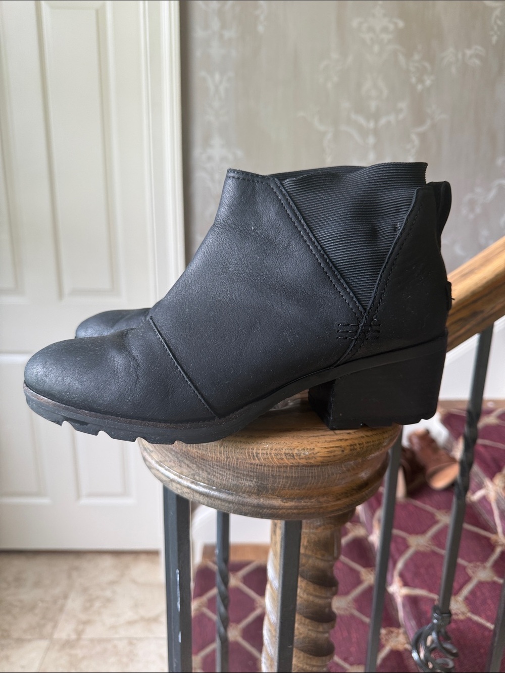 SORREL Chelsea leather boots. Size 10. Black very good condition - Picture 2 of 9